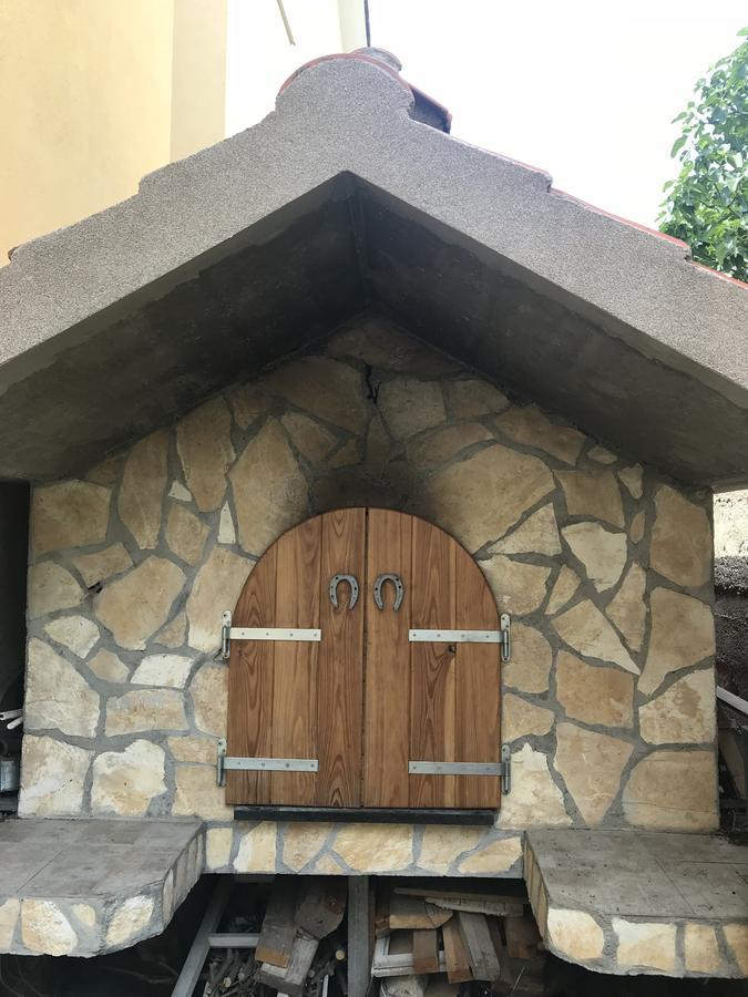 Apartman Mig Solin Exterior foto